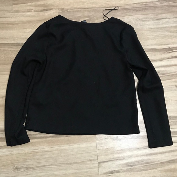 H&M Shirt - Picture 4 of 6